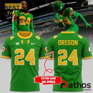 personalized oregon ducks football green t shirt 1 daglw