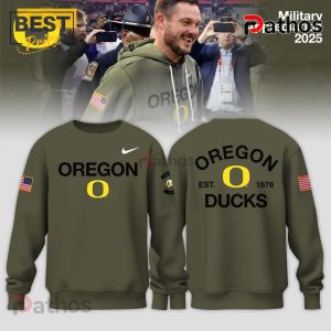 Oregon Ducks 2025 Military Appreciation Limited Edition Hoodie 2 oregon ducks 2025 military appreciation limited edition hoodie 3 zHGwD