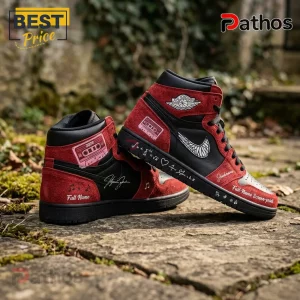 qBFDkaDD ed sheeran loop tour 2026 black pink air jordan 1 hightop sneakers 03 unique artwork