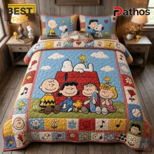 Peanuts Character Patchwork Pattern Quilt Bedding Set 2 Peanuts Character Patchwork Pattern Quilt Bedding Set features Snoopy, Charlie Brown, and friends on a colorful quilt.