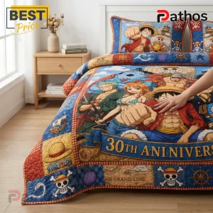 One Piece Straw Hat Pirates 30th Anniversary Quilt Set 2 One Piece Straw Hat Pirates 30th Anniversary quilt set featuring Luffy, Zoro, and Nami on a colorful patterned background.